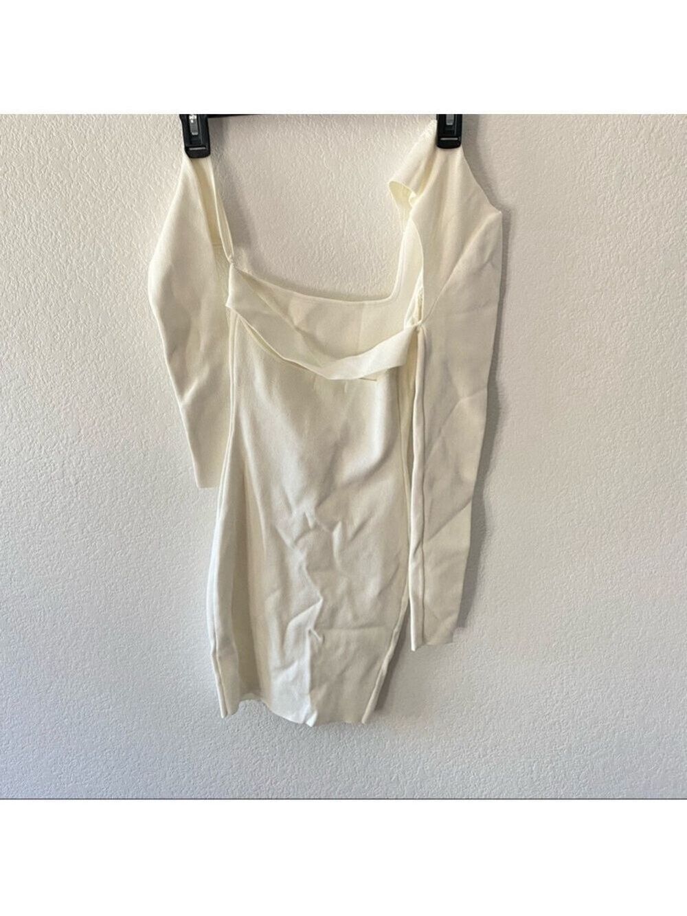 Superdown Kattie Cut Out One Shoulder Dress in White - Picture 4 of 5